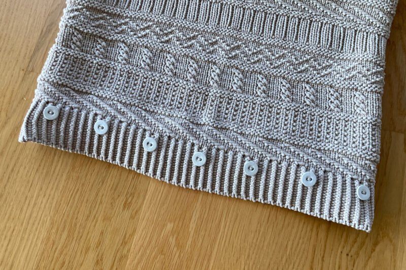 Pude af striksweater